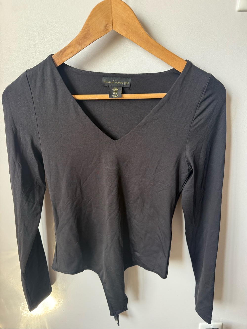 House of Harlow 1960 Black V-Neck Long Sleeve bodysuit *NwOt